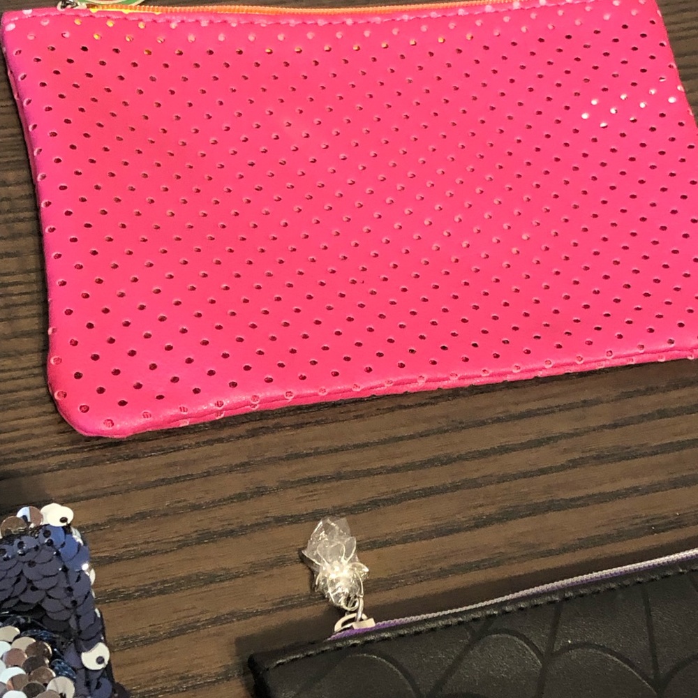 Makeup Bag Bundle - Picture 3 of 3
